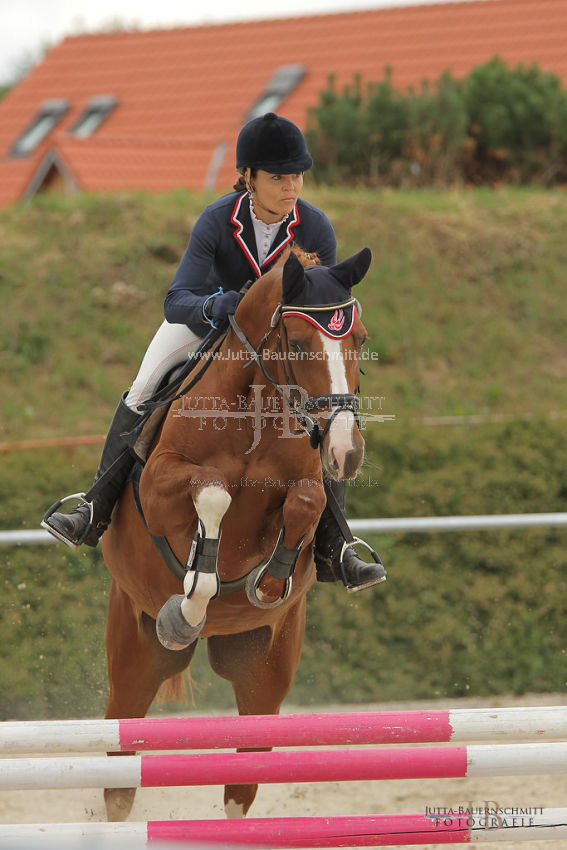 Preview 12-BTT-S-SapraLotte-JB_09084.jpg