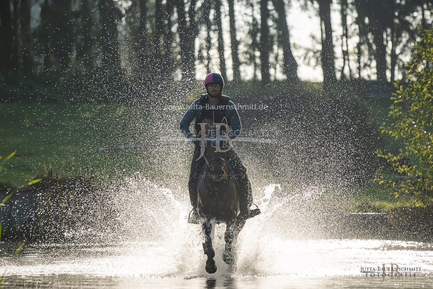 Preview 20-Mailham-5-Herbstfeuer_JB_23307.jpg