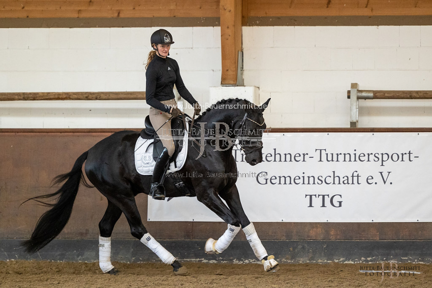 Preview 22-TTG-Buchh-SanPerignon_JB1_01372.jpg